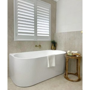 Noosa Back To The Wall Multifit Bath Matte White 1500